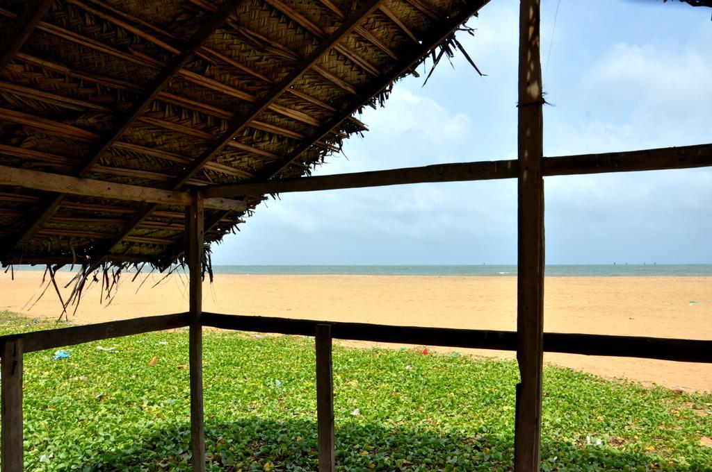 Tms Beach House Negombo Kültér fotó