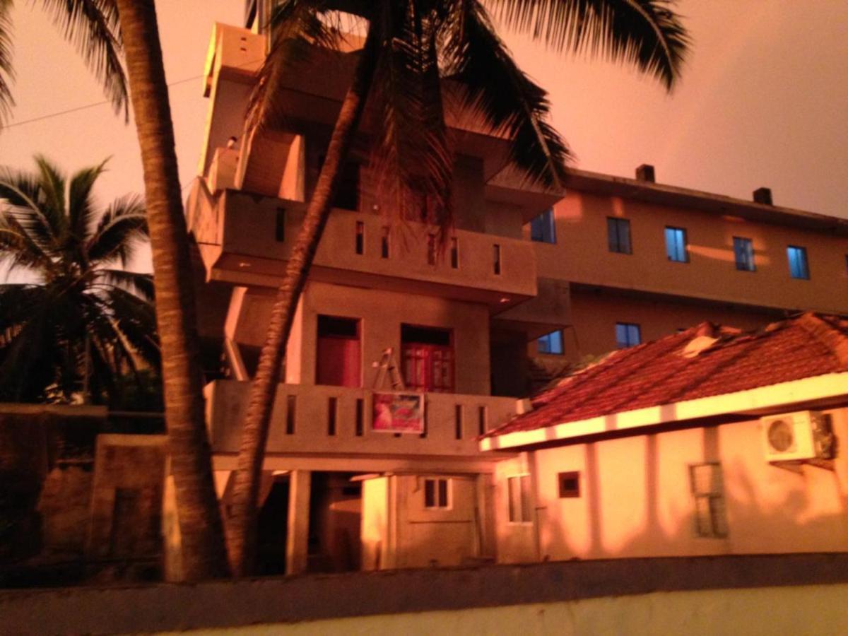 Tms Beach House Negombo Kültér fotó